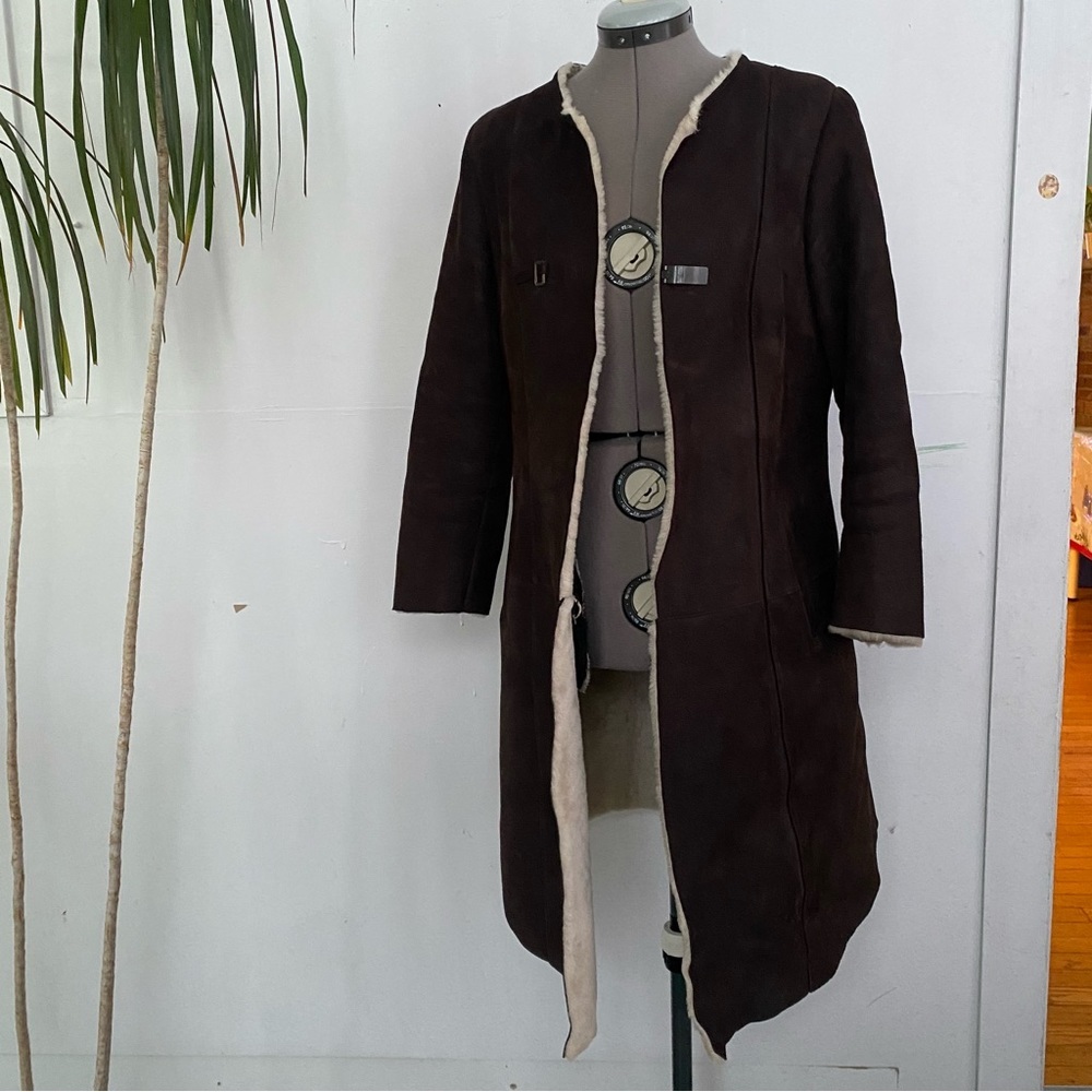 TERILEATHER Women’s Gorgeous Shearling Sheepskin Coat  Colarless Brown Suede S